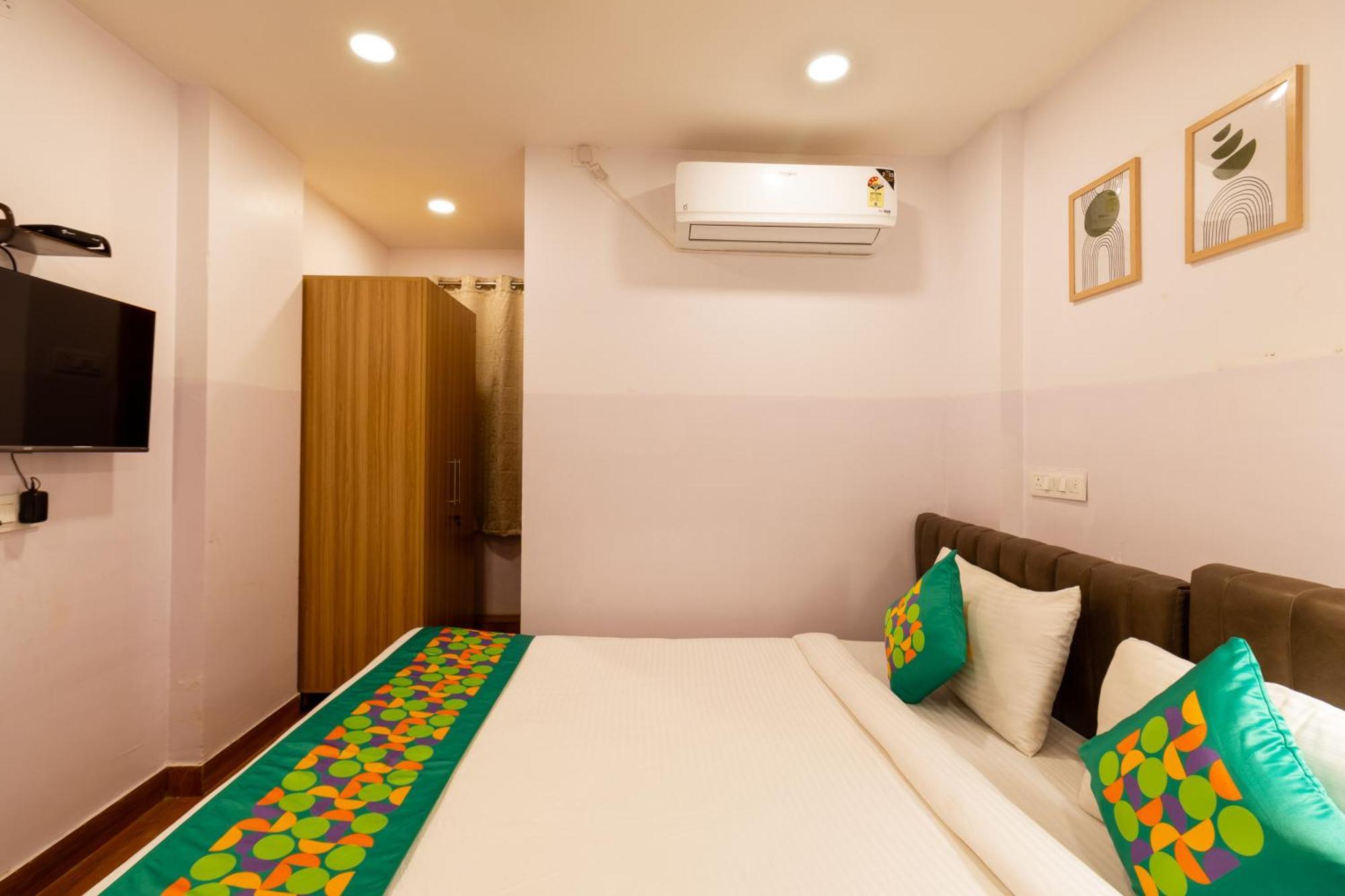 Treebo Seventh Heaven Kukatpally Haidarábád Kültér fotó