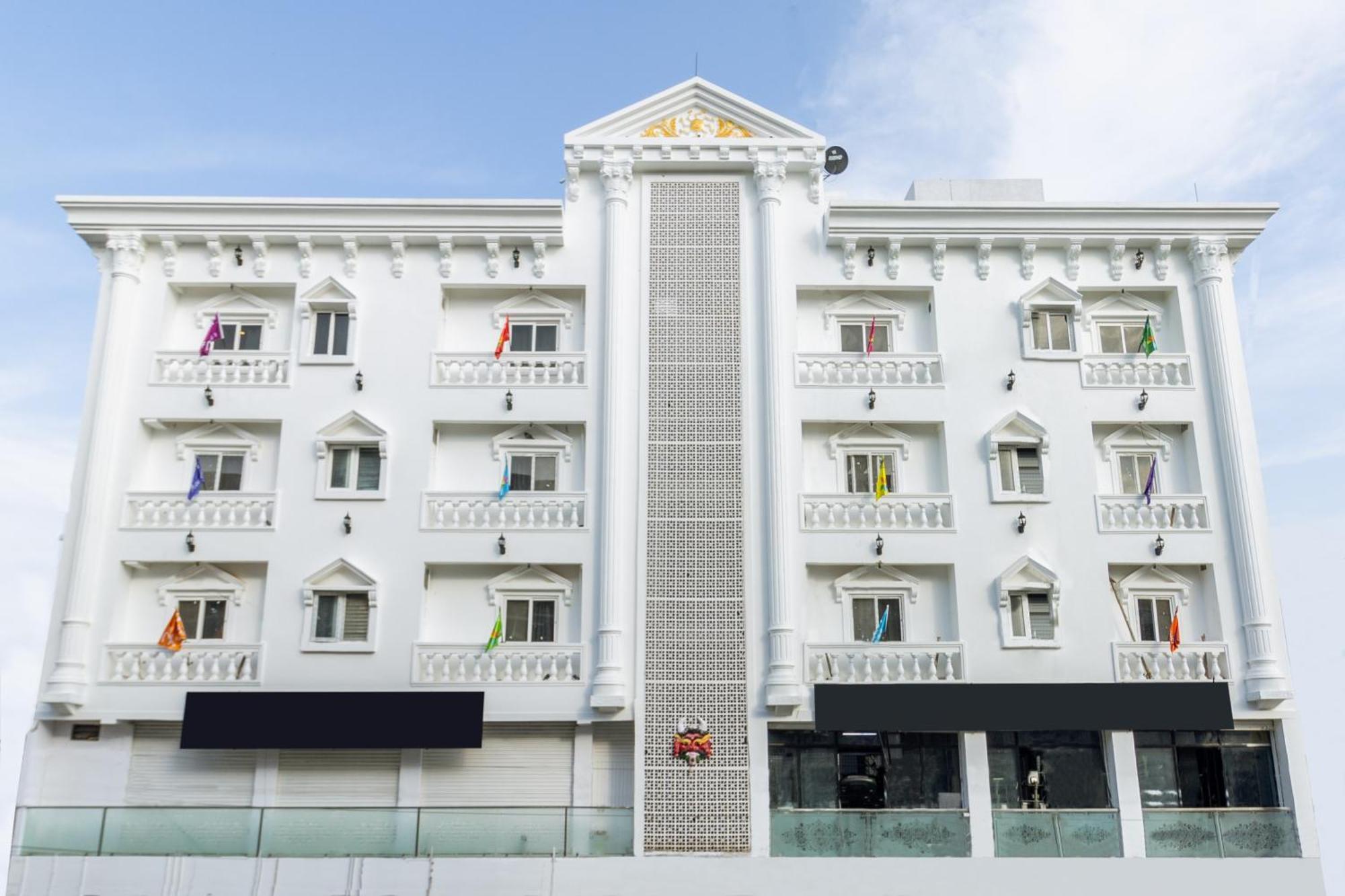 Treebo Seventh Heaven Kukatpally Haidarábád Kültér fotó