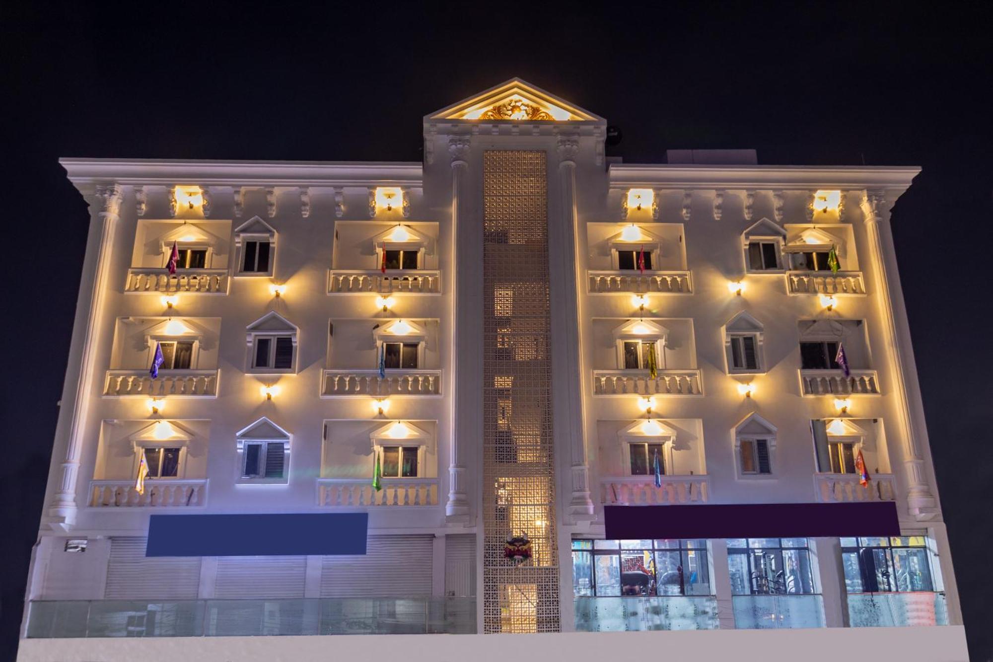Treebo Seventh Heaven Kukatpally Haidarábád Kültér fotó